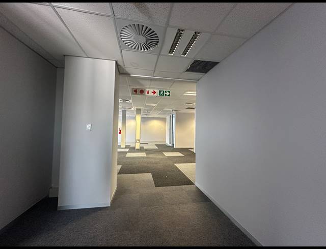 680M² OFFICE TO LET IN CENTURION CENTRAL